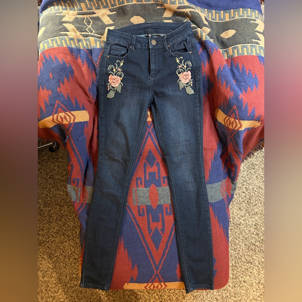 Design Lab Boho Embroidered Floral Denim Skinny Jeans Size 25